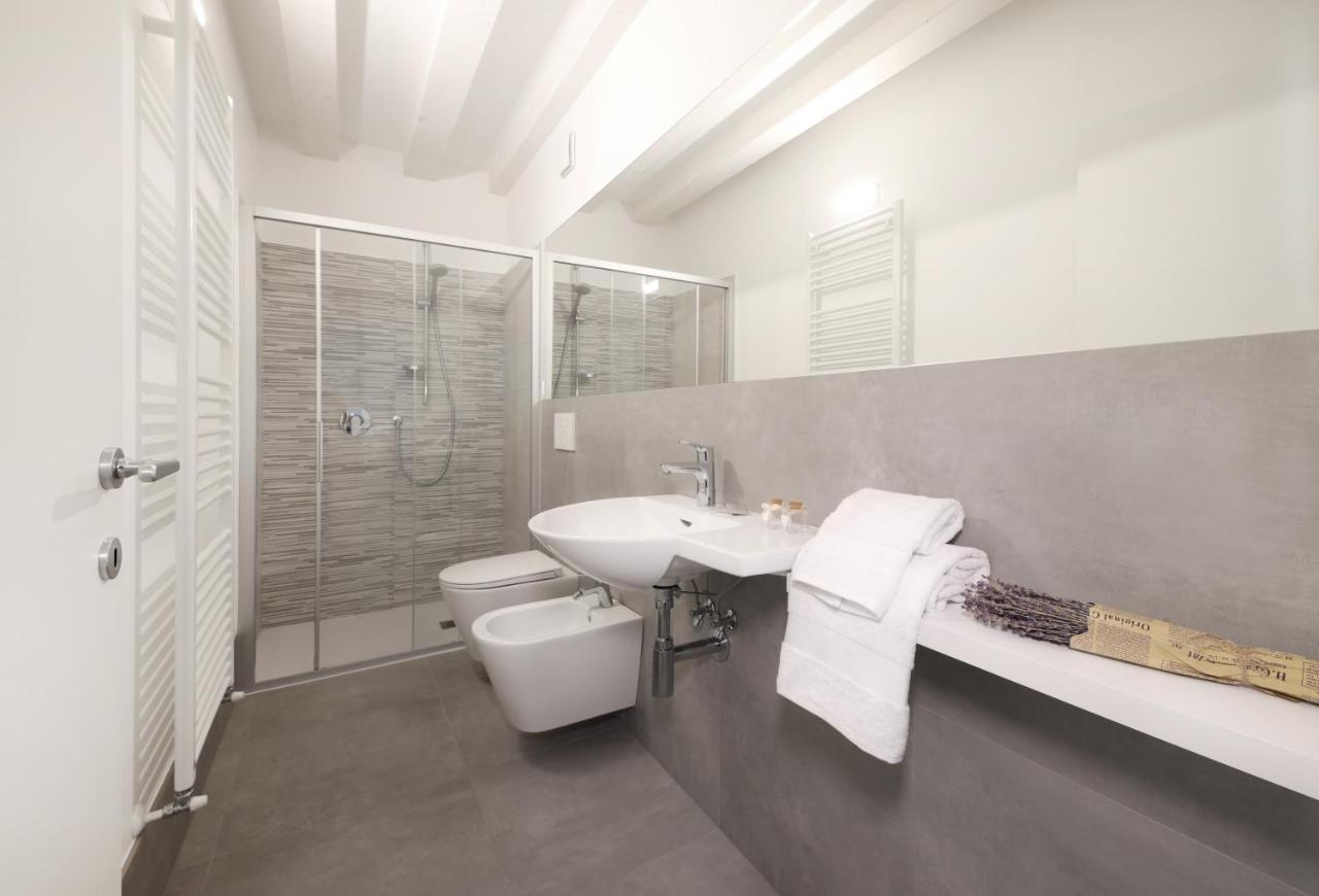 Appartamento Palazzo Riccamboni Riva del Garda Esterno foto