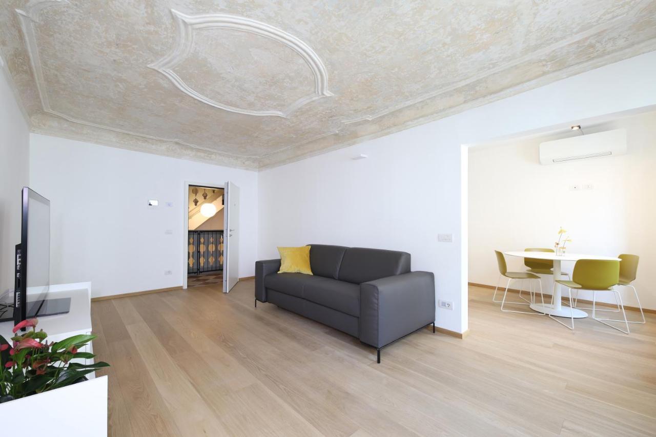 Appartamento Palazzo Riccamboni Riva del Garda Esterno foto