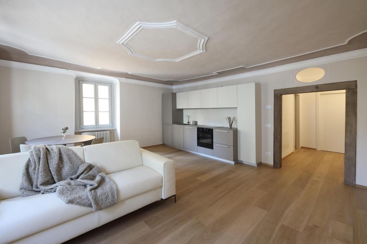 Appartamento Palazzo Riccamboni Riva del Garda Esterno foto