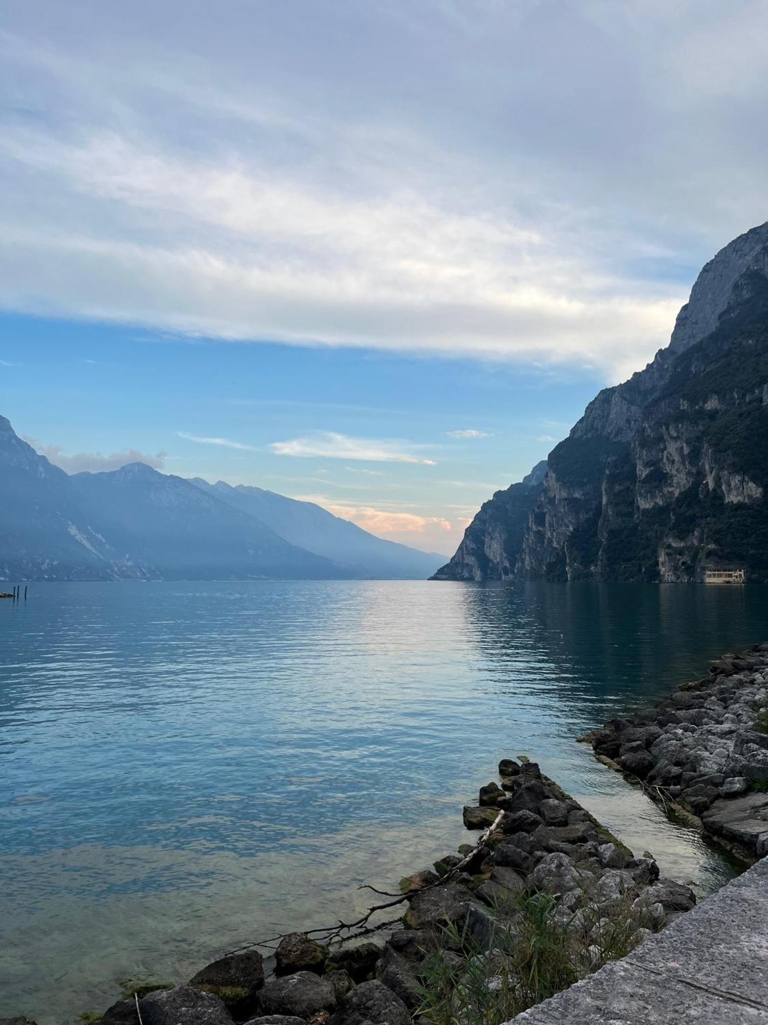 Appartamento Palazzo Riccamboni Riva del Garda Esterno foto