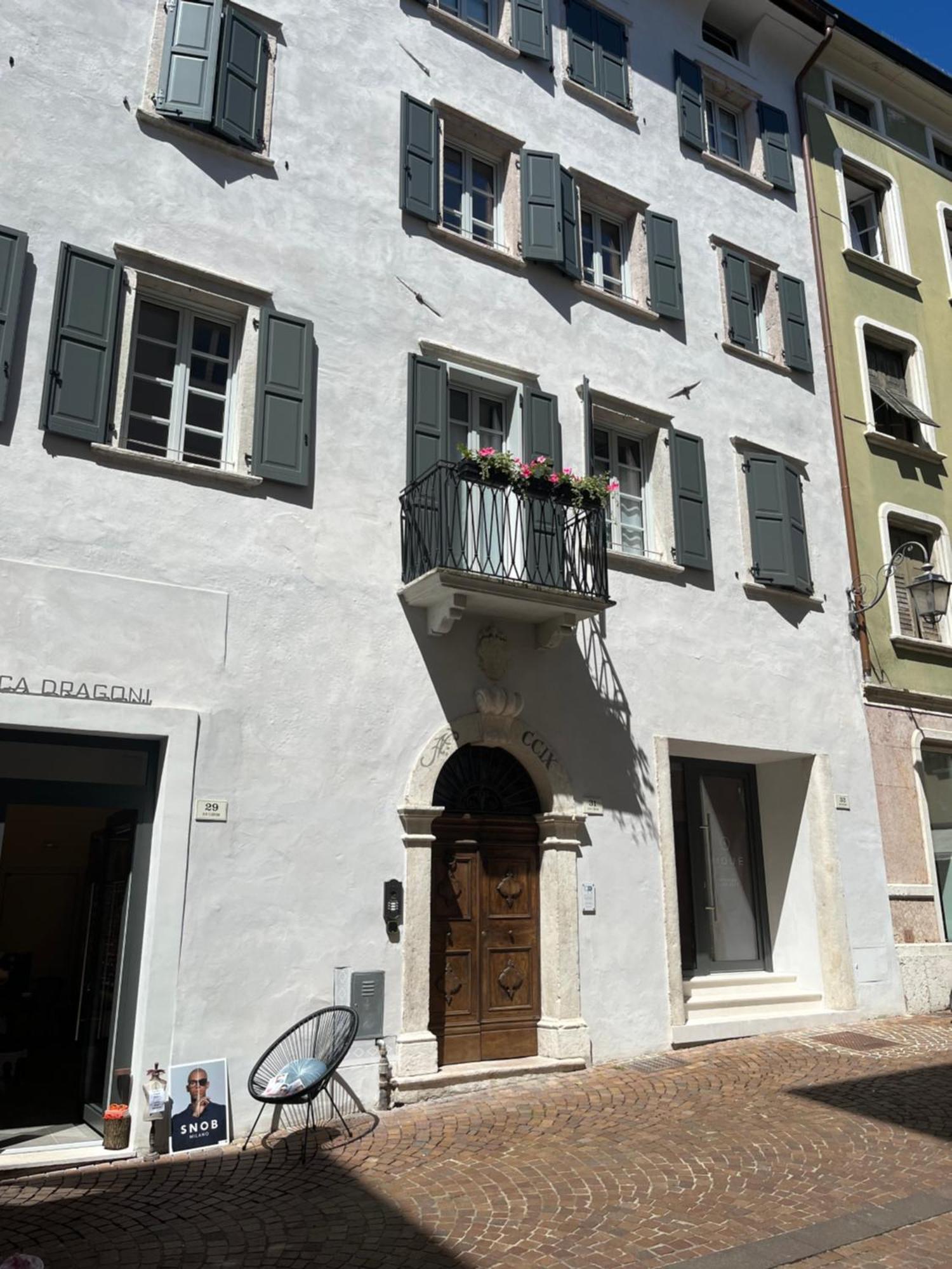 Appartamento Palazzo Riccamboni Riva del Garda Esterno foto