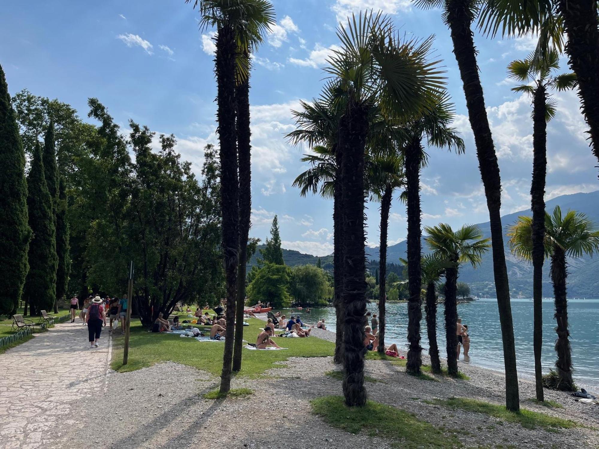 Appartamento Palazzo Riccamboni Riva del Garda Esterno foto